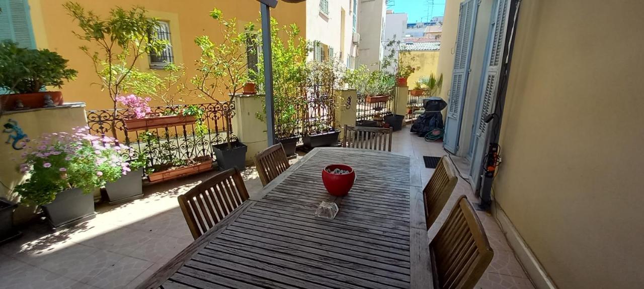 Apartment La Terrasse Nizza